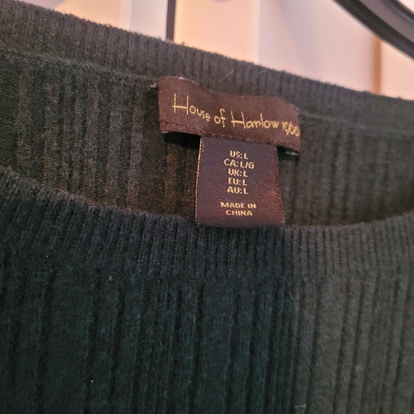 Hunter Green House of Harlow Cropped Sweater Soft - Picture 5 of 6